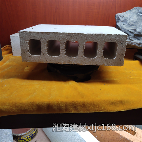 益陽(yáng)市湘陶建筑材料有限公司,益陽(yáng)實(shí)心燒結(jié)磚銷售,古建磚瓦銷售,文化磚哪里好